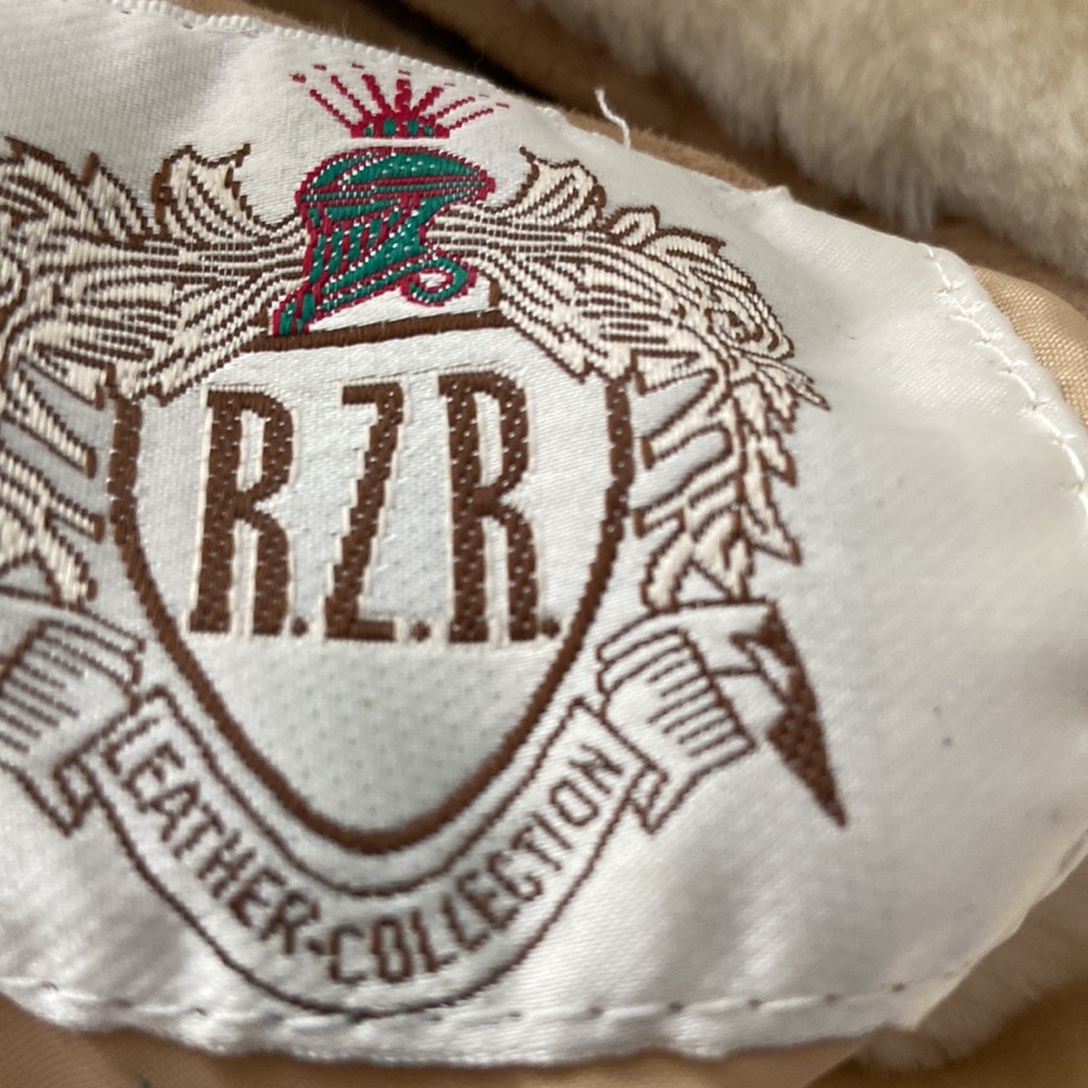 RZR Leather Jacket it is reversible jacket see pictures size L - Picture 8 of 15